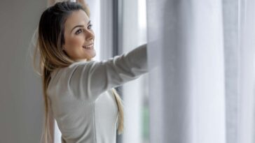 america-offers-to-help-cool-off-planet-by-opening-windows-and-lowering-ac-to-65