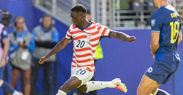 reports:-trump-asked-fifa-to-review-usmnt-star-player-folarin-balogun’s-red-card-suspension