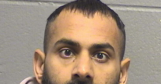 report:-migrant-truck-driver-looking-at-phone-runs-chicago-man-down,-does-not-stop-after-killing-him