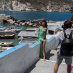social-media-‘influencers’-are-turning-the-world’s-most-beautiful-places-into-shallow-photo-ops
