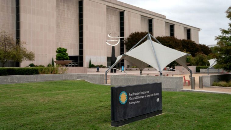 smithsonian’s-national-museum-of-american-history-promotes-‘extreme-political-activism,’-wh-report-alleges
