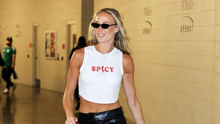 carrie-underwood-doesn’t-skip-leg-day,-spicy-sophie-cunningham-&-why-trump’s-world-cup-meddling-is-a-win-win