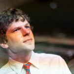 jesse-eisenberg-mocks-‘silly’-hollywood-celebrities-ditching-the-usa.-because-of-trump