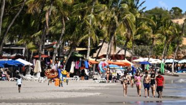 us-updates-travel-warning-for-quake-hit-nation,-citing-disaster-risks-and-violent-crime