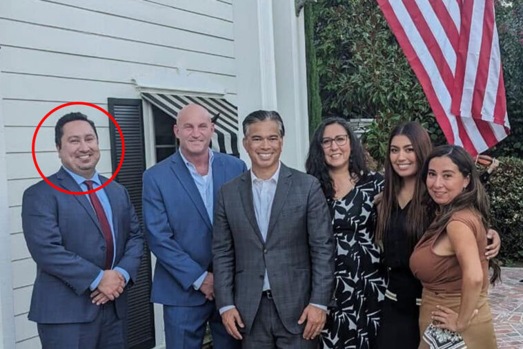 top-california-federal-prosecutor-suddenly-forced-to-quit-‘by-trump’-—-as-his-ice-deception-enrages-city