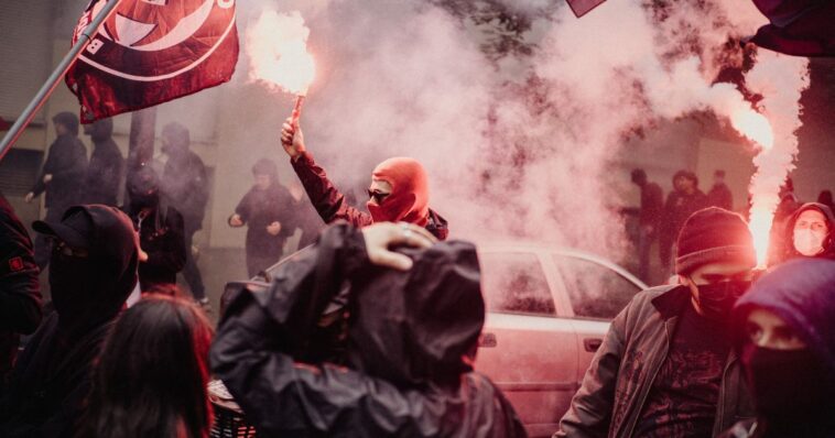 video:-suspected-antifa-surgical-strike-leaves-conservative-streamer’s-wife,-bedroom-soaked-in-chemical-irritant