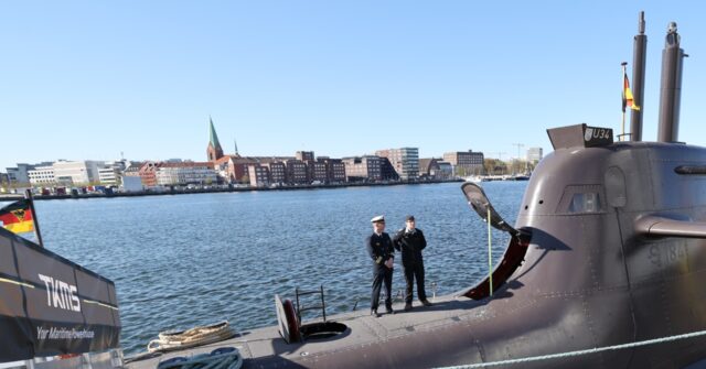 canada-orders-12-new-german-built-submarines-for-navy-revamp