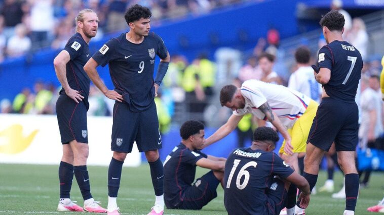 furious-anti-trump-voices-cheer-us-team’s-crushing-world-cup-defeat-after-red-card-intervention