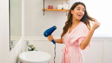 wife-says-she-will-be-ready-to-go-in-45-minutes,-plus-stoppage-time