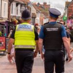 watch:-uk-‘enforcement-officers’-see-alleged-immigrant-kick-brit-off-his-bicycle,-then-assist-attacker’s-escape