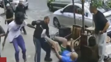 two-black-men-stab-42-year-old-white-man-multiple-times-in-the-bronx-following-verbal-dispute-(video)