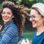one-walking-habit-could-signal-a-healthier-brain-after-80,-scientists-say