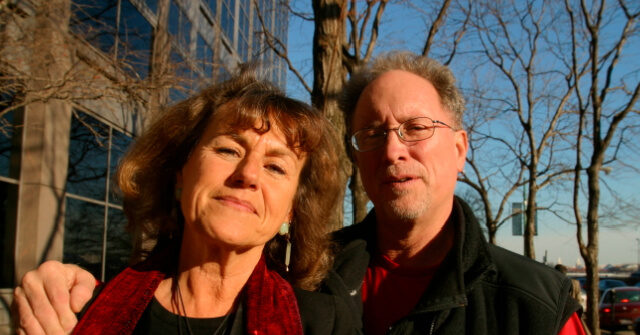 ‘borders-are-killing-people’:-inside-bill-ayers’-radical-anti-america-july-4th-event