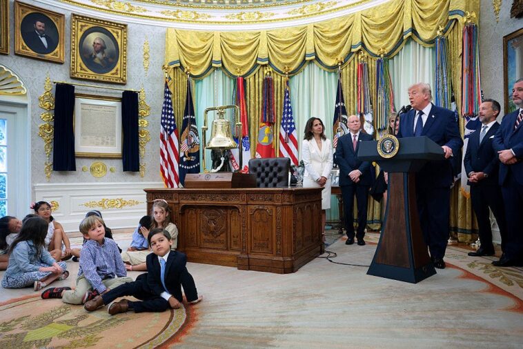 democrat-urges-constituents-to-stay-poor-to-own-trump