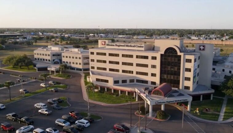 hospital-placed-billboards-in-mexico-advertising-texas-‘birth-packages,’-prompting-‘birth-tourism’-probe