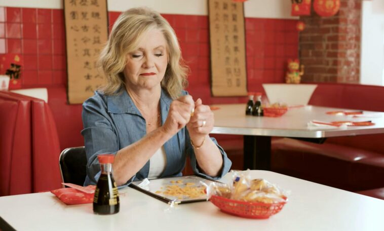 marsha-blackburn-crushes-chinese-fortune-cookies-in-first-ad-of-gov-campaign