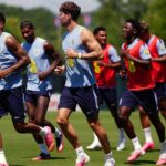 england-soccer-players-bomb-off-diving-board-like-a-teammate-wasn’t-just-injured-in-a-freak-accident