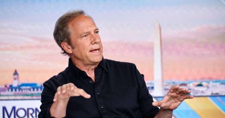 mike-rowe-sues-discovery-for-$2-million-in-‘deadliest-catch’-dispute
