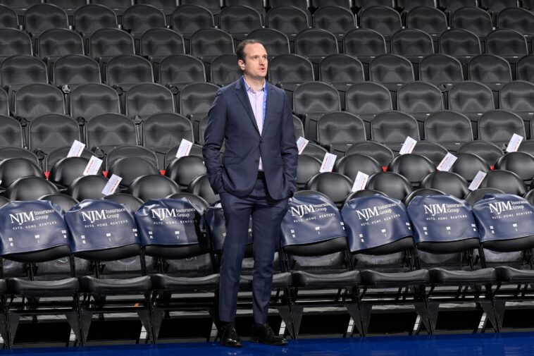 tim-bontemps-bolts-espn-writing-gig-for-hawks-front-office-job