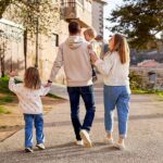 us-hurtling-toward-population-decline-even-as-americans-say-they-want-bigger-families,-new-report-warns
