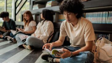 the-age-of-reading-isn’t-over