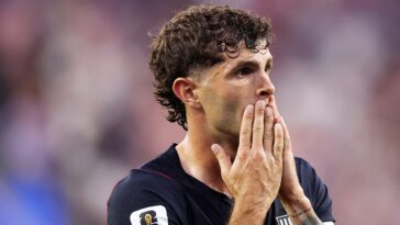 landon-donovan-joins-christian-pulisic-criticism-following-usa’s-world-cup-exit-with-harsh-observation