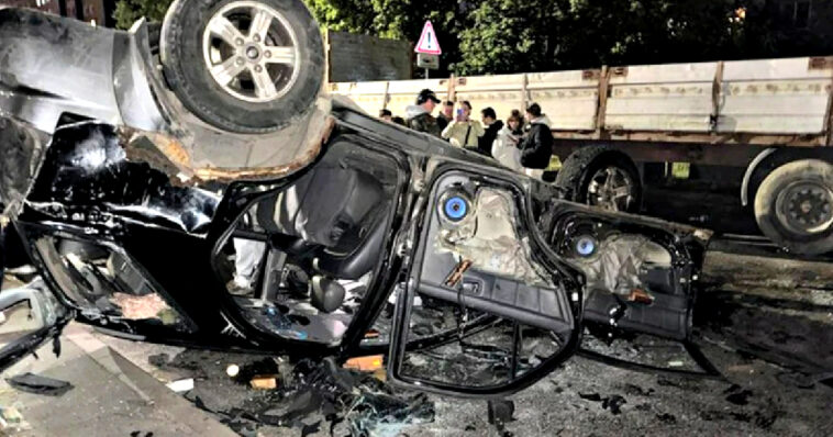 ukraine-launches-criminal-investigation-after-hundreds-of-citizens-attack-forced-conscription-officers,-destroy-vehicle-in-western-city-of-lviv-(videos)
