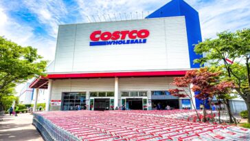 how-a-$33-an-hour-costco-worker-retired-a-millionaire