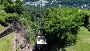 video:-train-conductor-gave-passengers-patriotic-welcome-on-july-4,-he-was-fired-almost-immediately-after