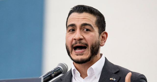abdul-el-sayed-pitches-medicare-for-all-with-no-premiums,-copays,-or-deductibles