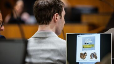 gun-expert-claims-she-received-only-4-bullet-fragments-despite-the-total-of-7-recovered-from-charlie-kirk-crime-scene