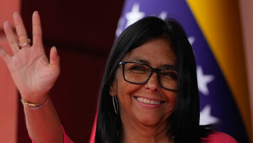 venezuela:-socialists-ask-king-charles-for-frozen-gold-assets-for-earthquake-relief