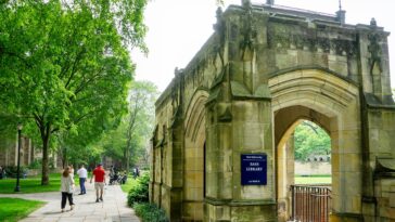 just-1-in-10-ivy-league-trustees-are-republican,-yale-has-none,-report-finds