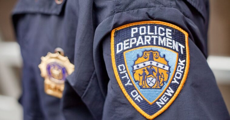 incredible-video:-hero-nypd-officer-rescues-distressed-woman-from-jumping-off-brooklyn-bridge