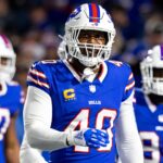 von-miller-posts-himself-in-cowboys-jersey-as-free-agency-drags-on