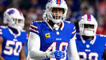 von-miller-posts-himself-in-cowboys-jersey-as-free-agency-drags-on