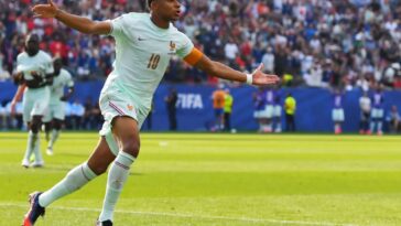 france-star-kylian-mbappe’s-world-cup-brilliance-reaches-another-level-in-quarterfinal-win