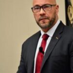 ‘this-is-about-america-and-the-american-people’:-republican-hopes-to-flip-deep-blue-district-in-virginia-–-can-he-do-it?