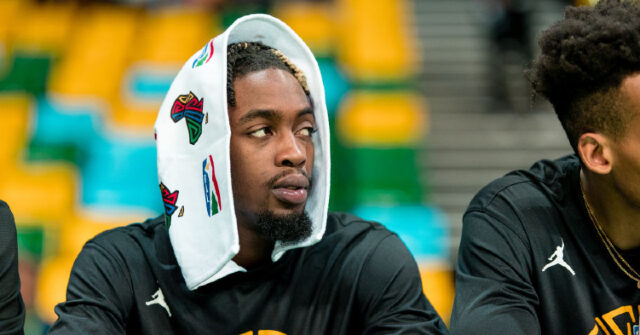 dwyane-wade’s-son,-zaire,-charged-after-domestic-violence-arrest