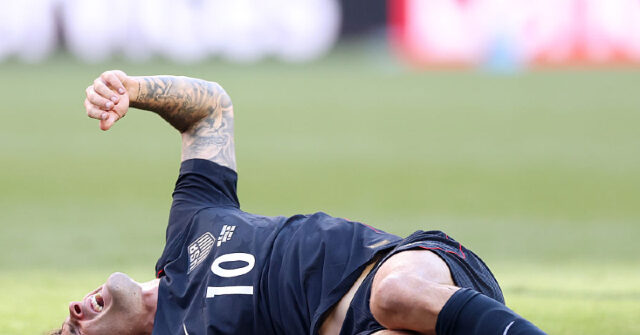 ‘i-don’t-owe-anyone-an-apology’:-carli-lloyd-not-backing-down-from-christian-pulisic-criticism-despite-injury-reveal