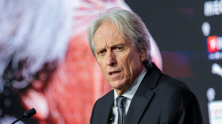 portugal-hires-new-coach-jorge-jesus,-who-plans-to-discuss-ronaldo’s-future