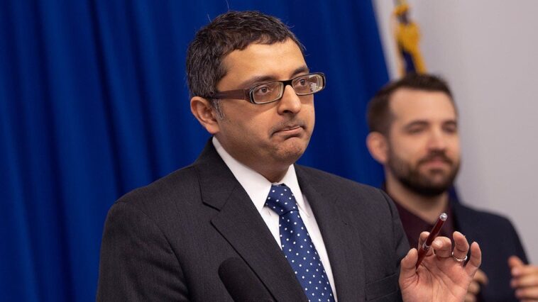 maine-contender-to-replace-platner-grilled-on-response-to-public-health-crisis,-dem-senator-opposing-his-run