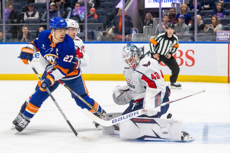 anders-lee-adjusting-to-‘big-change’-with-mammoth-after-long-islanders-career:-‘no-doubt-about-it’