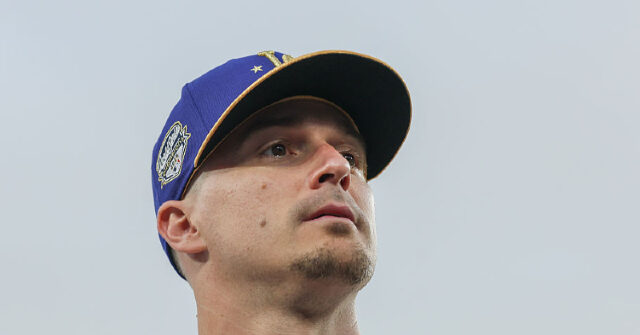 dodgers’-kike-hernandez-refusing-to-join-team-for-white-house-visit