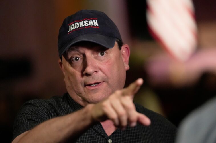 new-bernie-sanders-backed-darling-to-replace-graham-platner-has-surprising-conservative-past