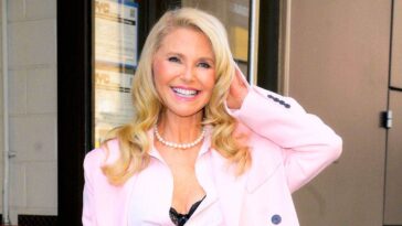 christie-brinkley-says-she’s-rethinking-soulmates-after-four-marriages