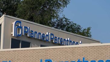 report:-hhs-cancels-grants-to-planned-parenthood-over-sexually-explicit-content-aimed-at-youth