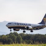 airplane-passenger-partially-sucked-out-dislodged-window,-injured-before-emergency-landing