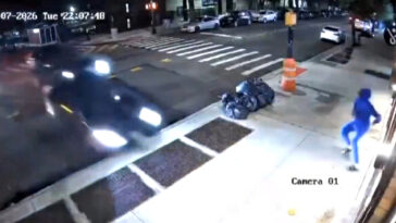 shock-video:-road-rage-drivers-smash-into-nyc-building,-pedestrian-barely-escapes-with-his-life