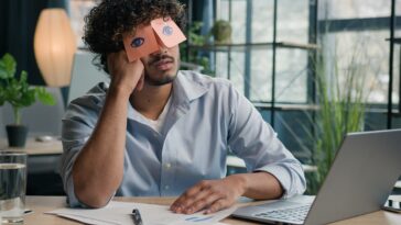 slacker-attack!-gen-z-masters-the-art-of-looking-busy-at-work